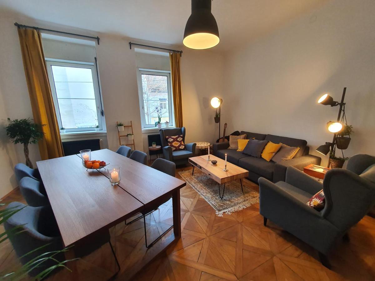 เซนทรัล กราซ อพาร์ตเมนต์  Apartment ภายนอก รูปภาพ